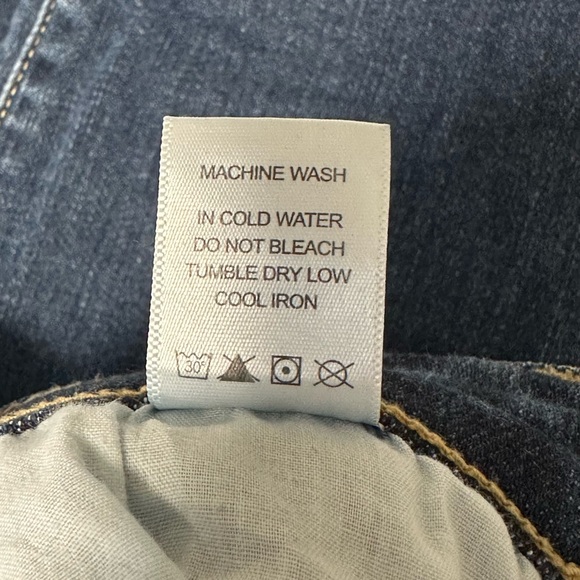 Judy Blue Dark Wash Distressed Boyfriend Jeans - Picture 9 of 9